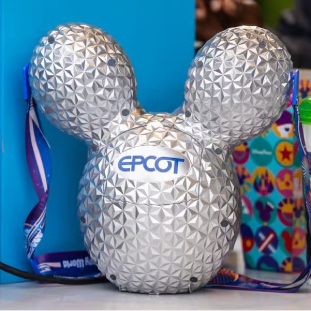NEW WDW Epcot Spaceship Earth Mickey Balloon Light Up Popcorn Bucket